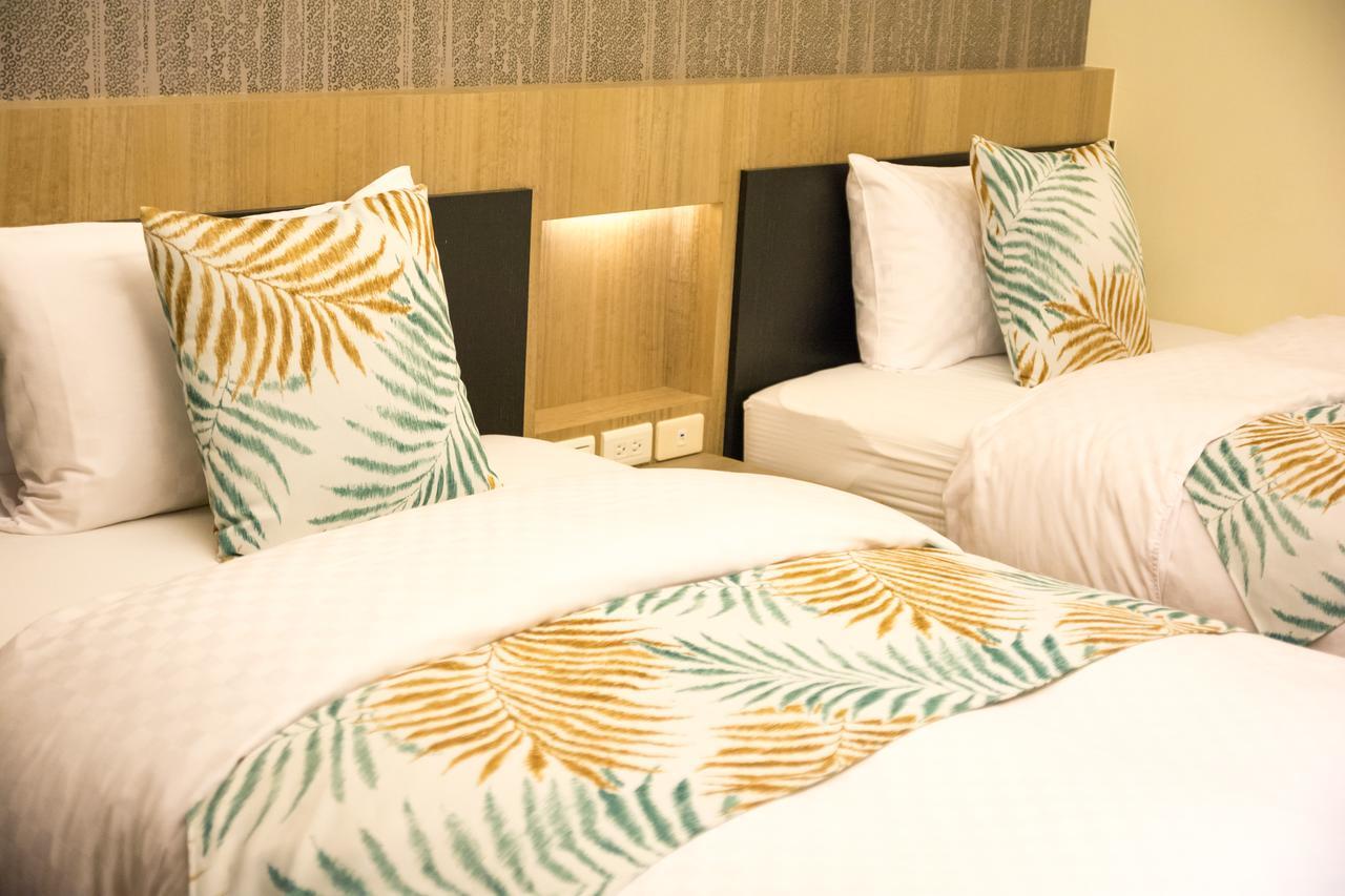 W Hostel Tainan Dış mekan fotoğraf