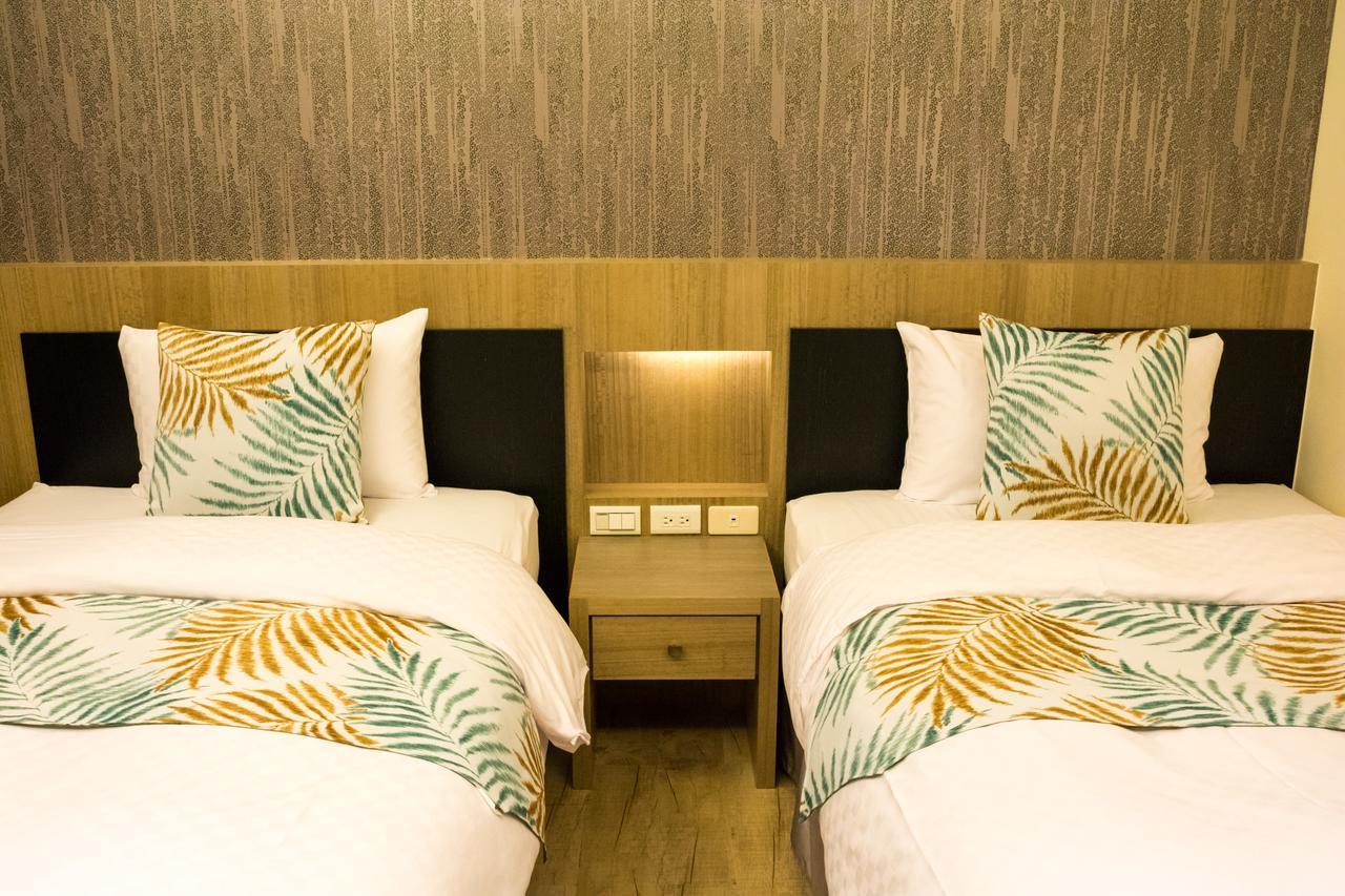 W Hostel Tainan Dış mekan fotoğraf